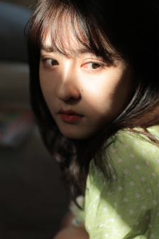 女子监狱免费版电影